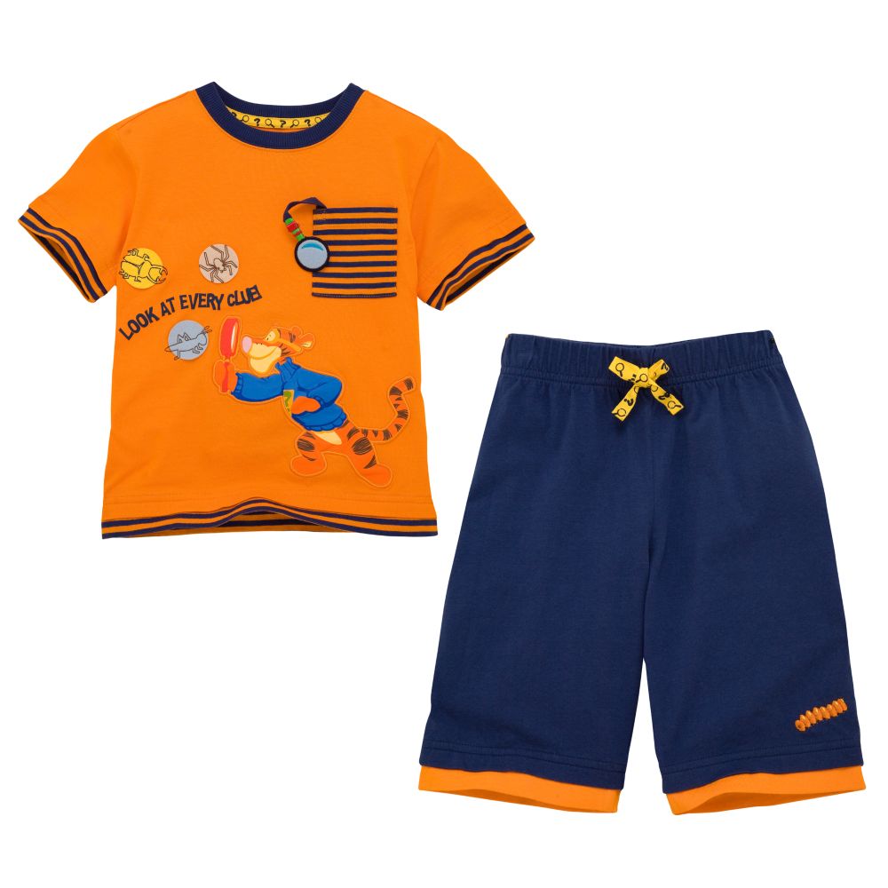 2 Pc My Friends Tigger amp Pooh Tee and Shorts Set