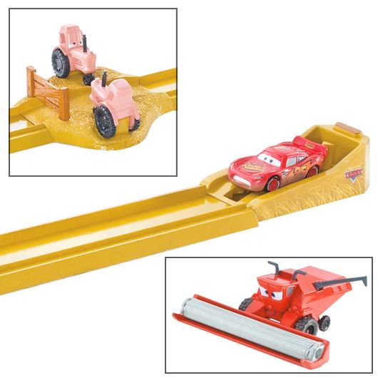 Disney Cars Tractor Tippin' Track Play Set by Mattel