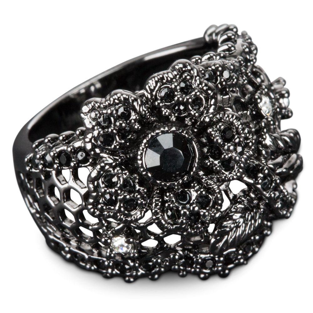 Snow White Ring