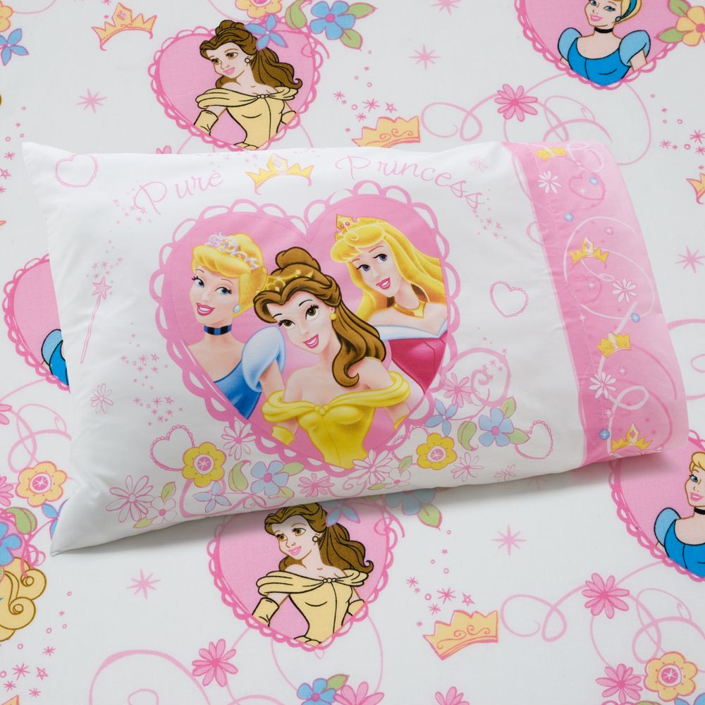 Castle Dreams 2-Pc. Disney Princess Sheet Set for Toddlers