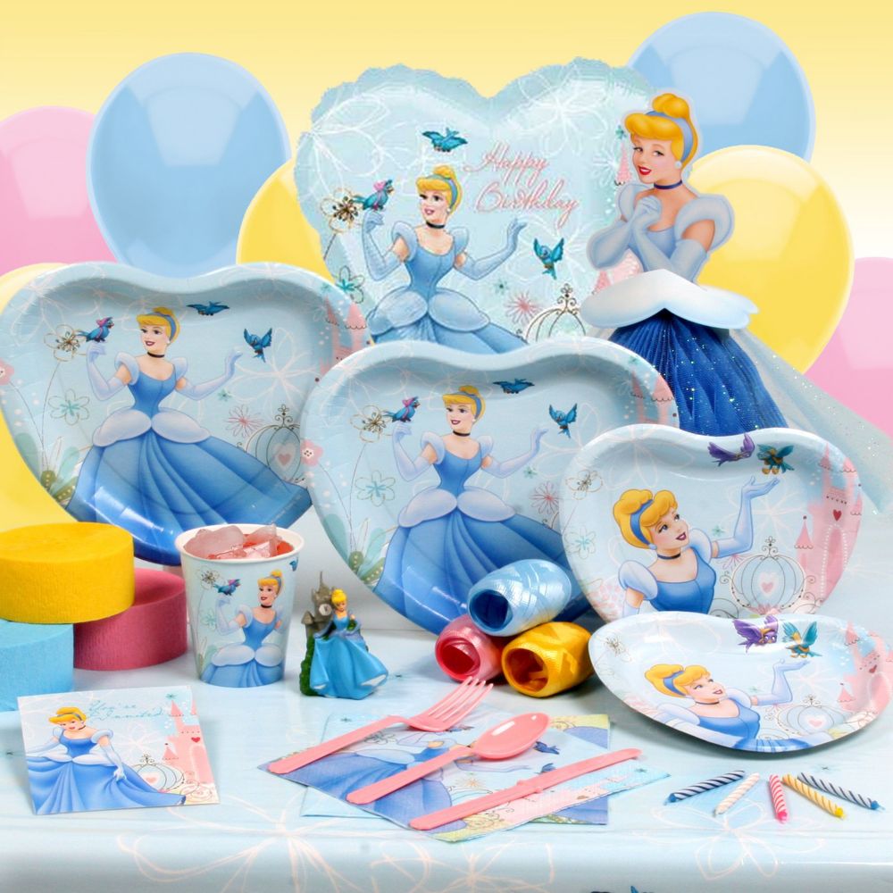 Deluxe Dreamland Cinderella Party Essentials Set for 8 Guests