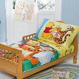 Winnie the Pooh Bedding Set for Toddlers -- 4-Pc.