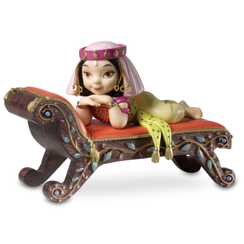 WDCC it's a small world ''Queen of the Nile'' Egypt Figurine