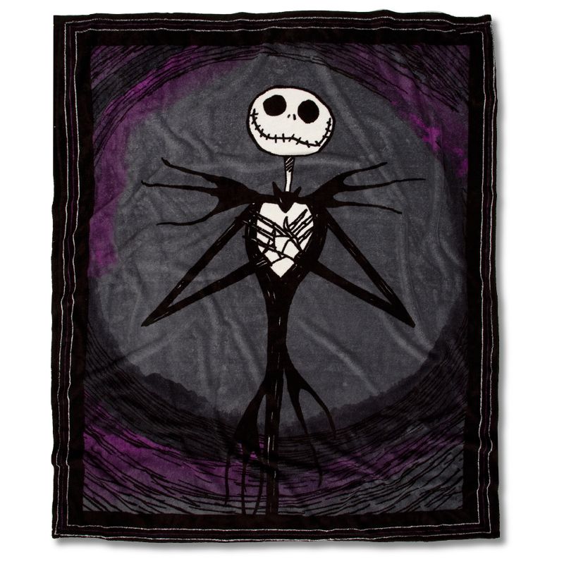 Products>Home & Decor>Bed & Bath>Throws> - Jack Skellington Fleece Throw Blanket: Sizes 