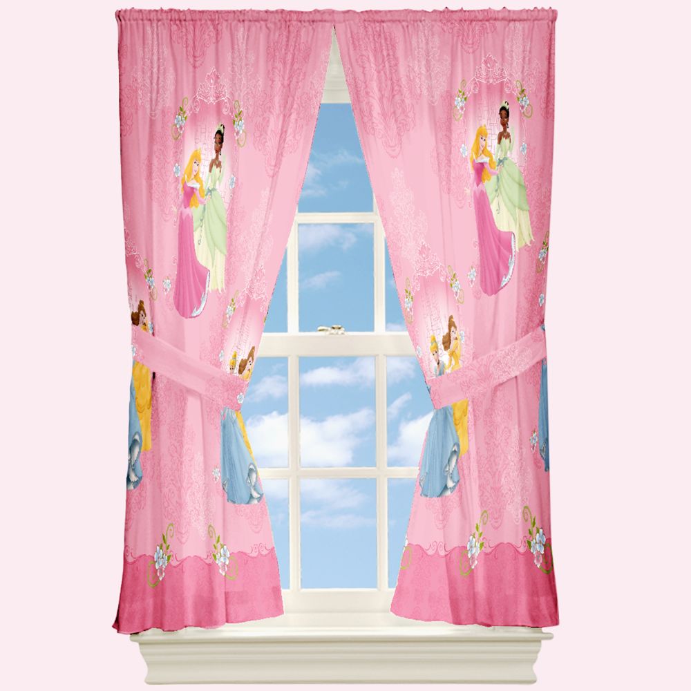 ''Your Royal Grace'' Disney Princess Curtain Set