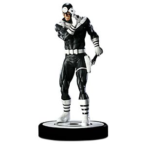 Limited Edition Marvel Bullseye Statue -- 17
