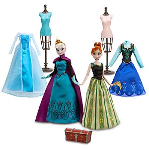 Frozen Deluxe Fashion Doll Set
