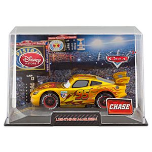 Lightning McQueen Die Cast Car - Cars 2 Gold - Chase Edition
