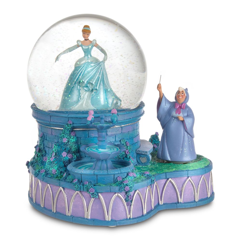 Classic Cinderella Snowglobe