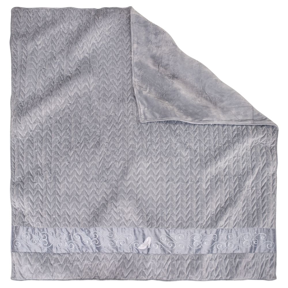 Royal Cinderella Throw Blanket