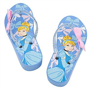 New Disney Store Arrivals for January 21, 2013 (96 Items) New Disney Store Arrivals for January 21, 2013 (96 Items)