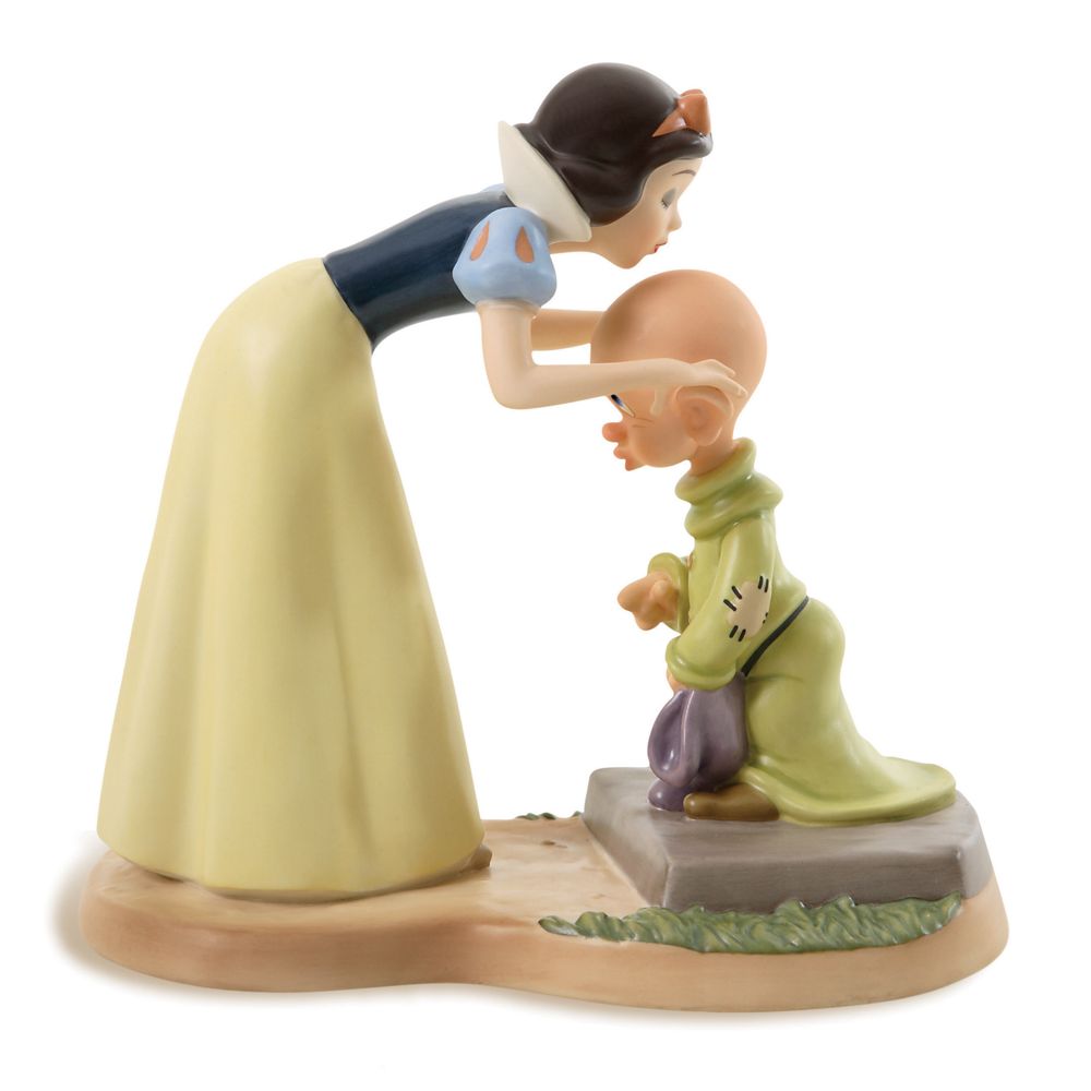 WDCC Snow White and Dopey ''A Sweet Send-off'' Figurine